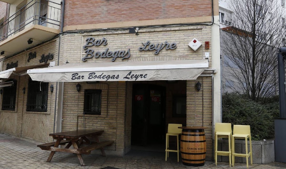 Leyre Pub Restaurant Photo 4