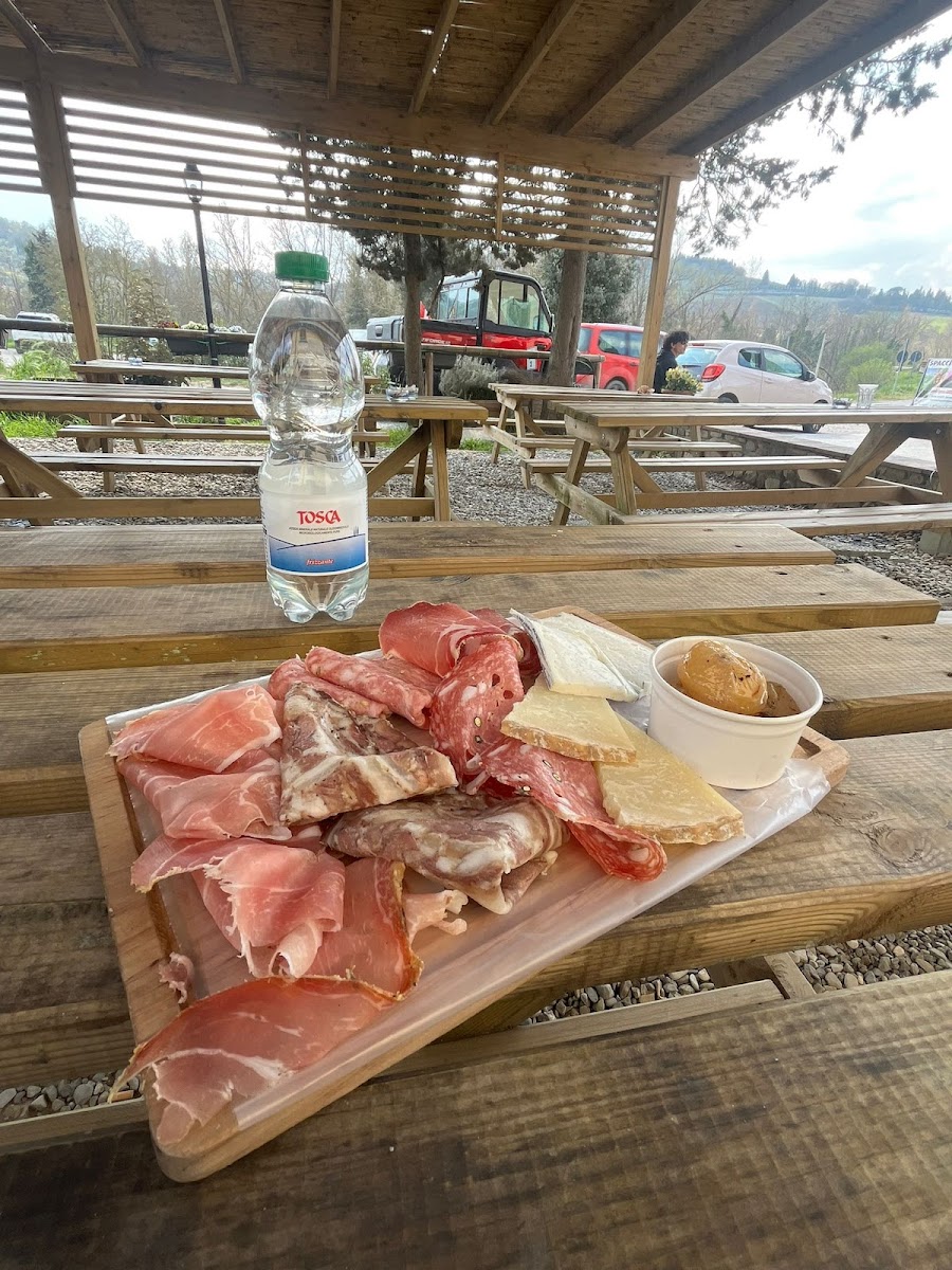 Bar Alimentari Ponte Rotto Photo 4