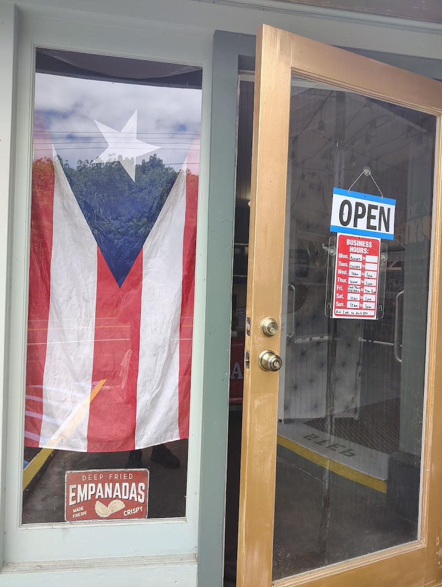 Aloha De Nada Empanadas