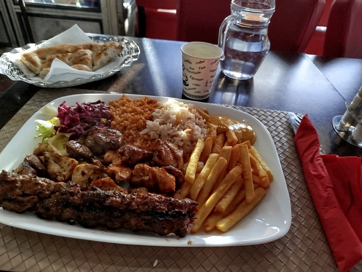 Grillades Istanbul (Chez Gentillesse) Photo 4
