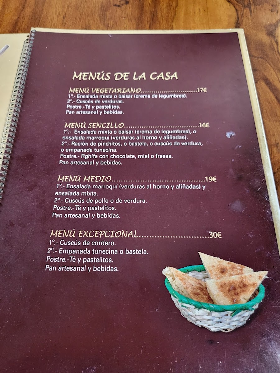 Almedina teashop Photo Menu 4