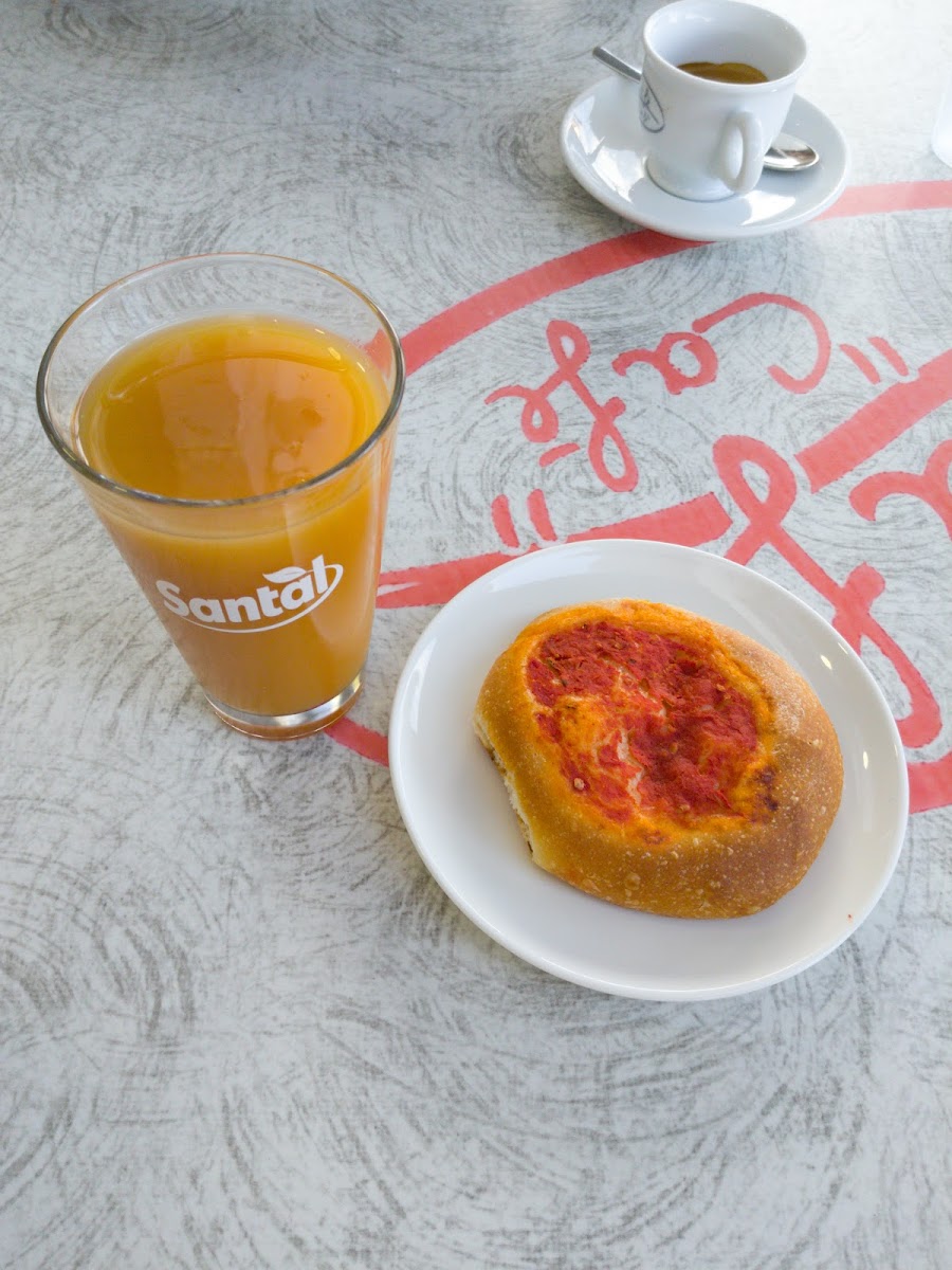 Cafe' & Cafe' Photo 7