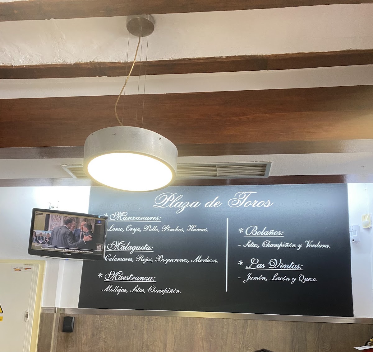 BAR SAPI. Photo Menu 9