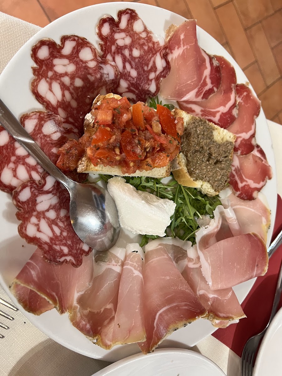 La Torre Ristorante Pizzeria Photo 6