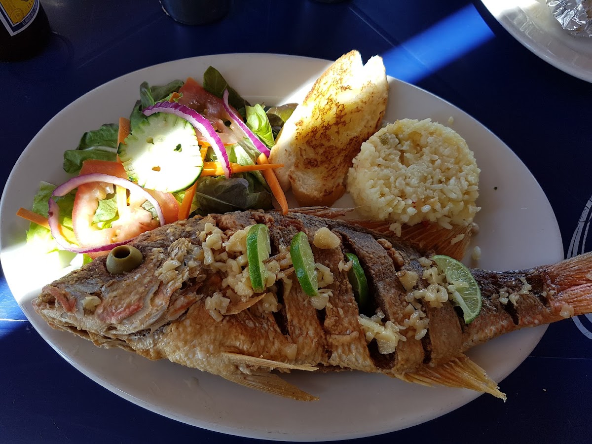 Mariscos El Paraje Photo 6