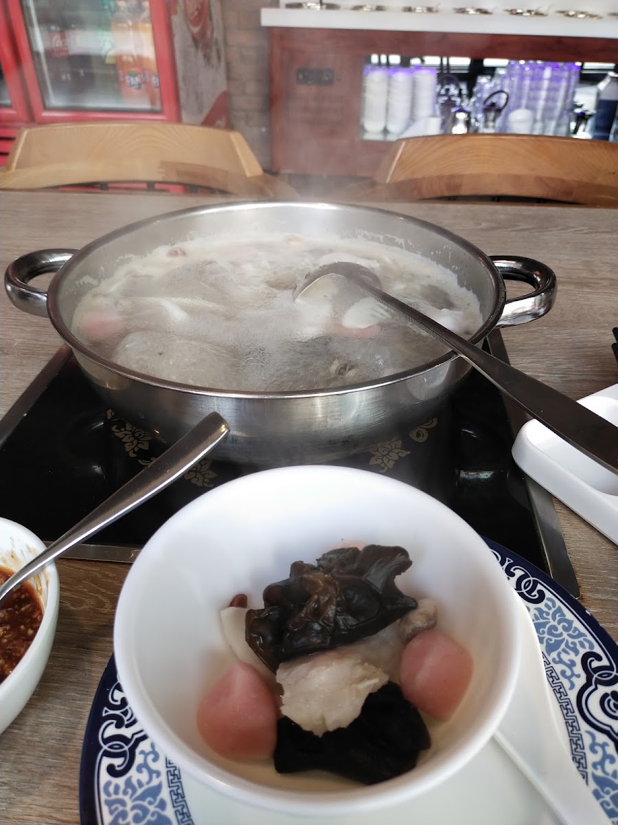 Seven Hotpot Restaurant Photo 6