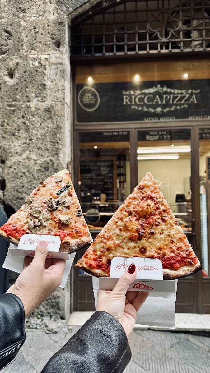 RiccaPizza - San Giovanni Photo 4