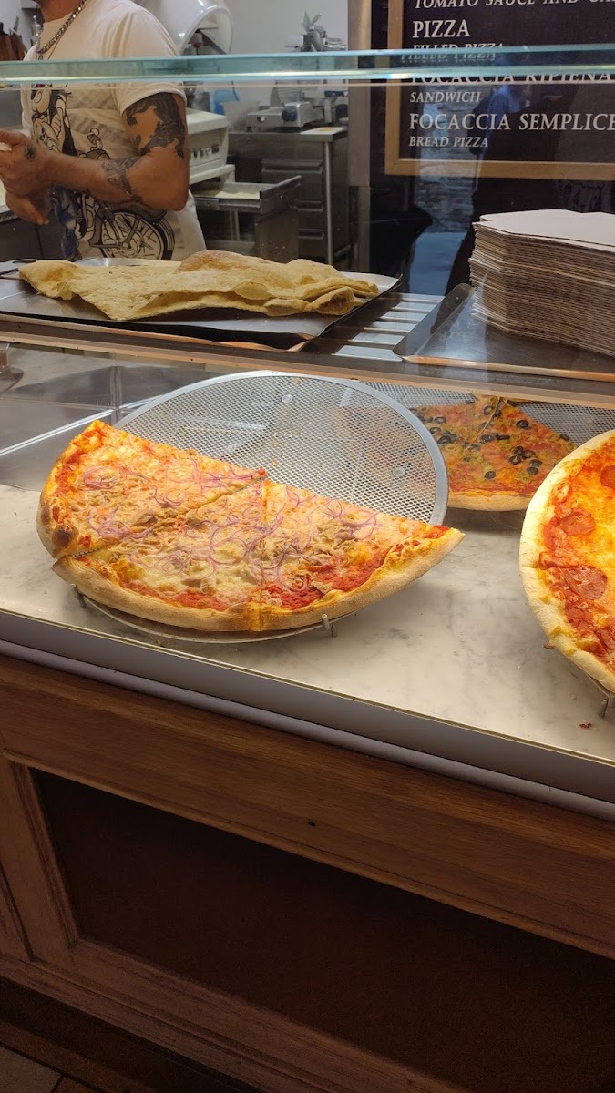 RiccaPizza - San Giovanni Photo 5