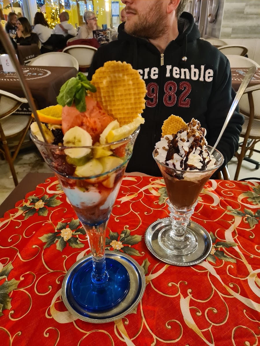 Yacht Bar Pizzeria Gelateria Photo 8