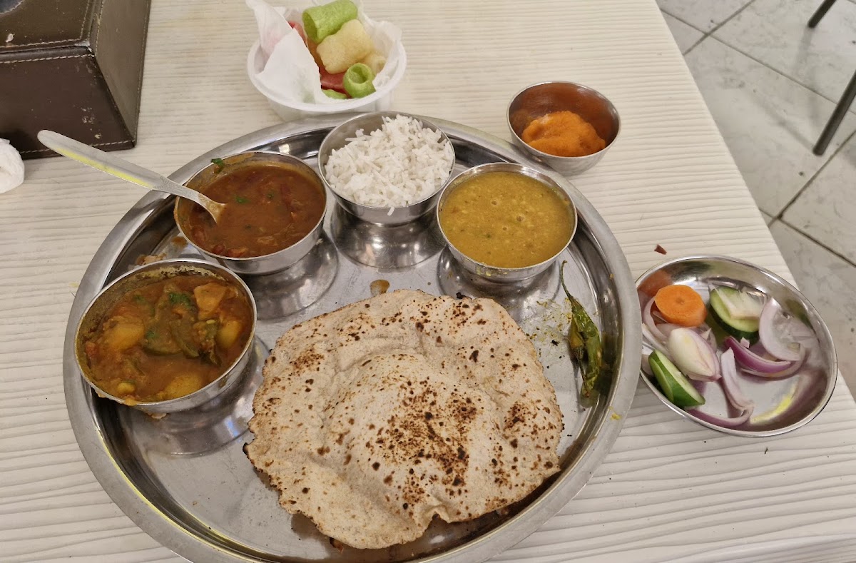 Roti RESTAURANT Photo 3