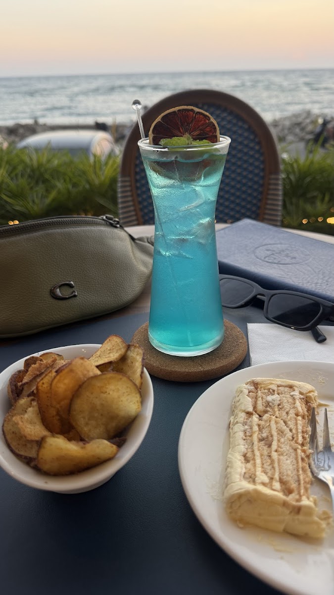 Sans Rival Marina Town Photo 4