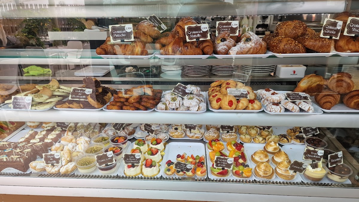 Cafeteria Flor De Vainilla Photo 3