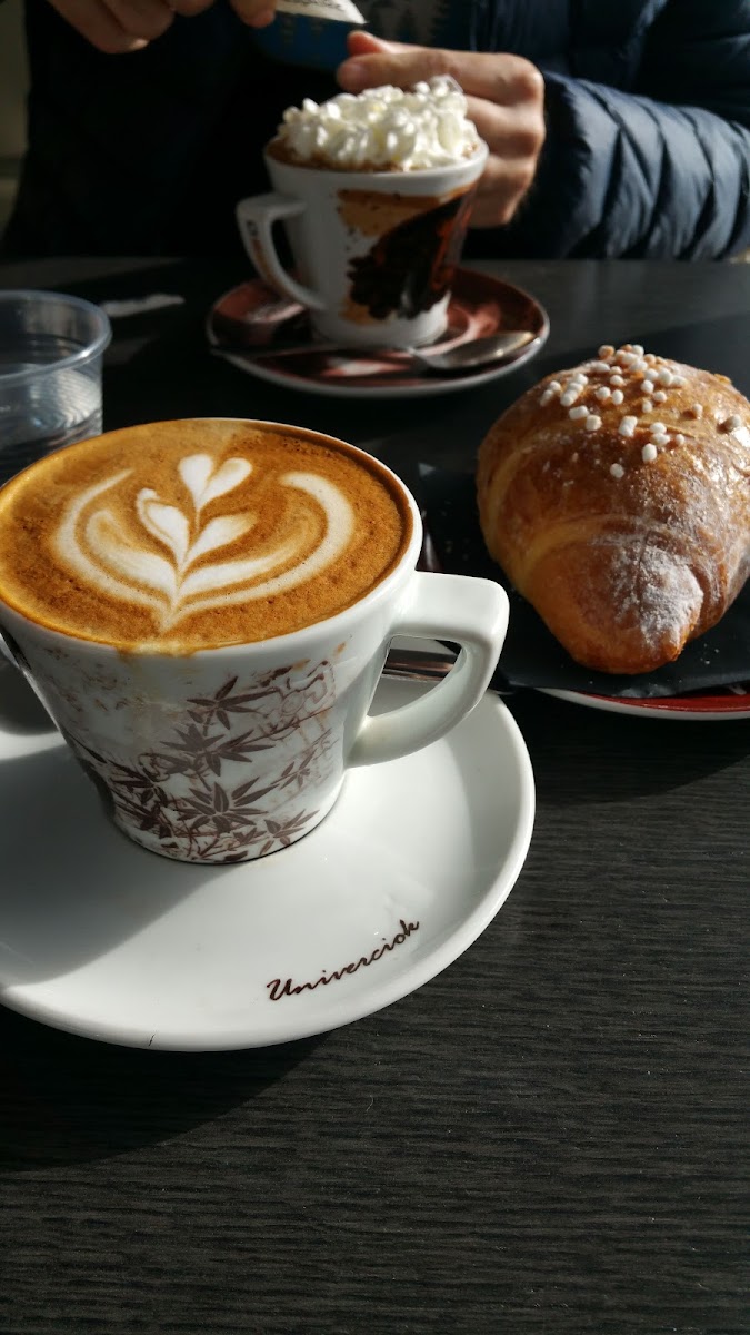 Paradise Cafè Photo 3