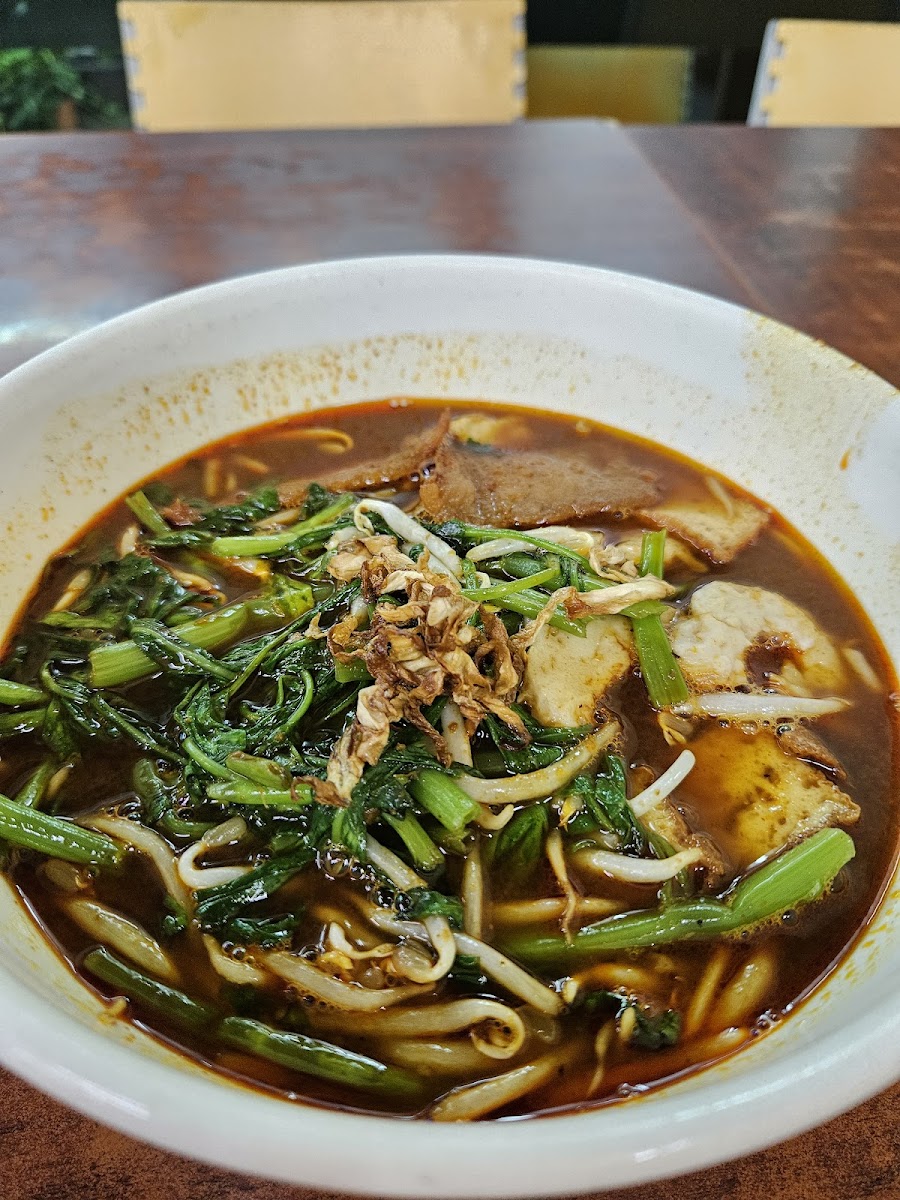 Giant Bowl Vegetarian Restaurant • 大碗公蔬食站 Photo 4