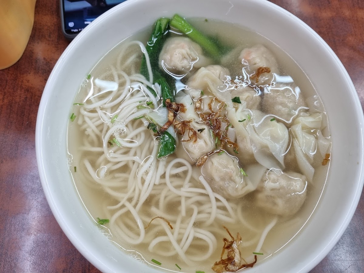 Giant Bowl Vegetarian Restaurant • 大碗公蔬食站 Photo 9