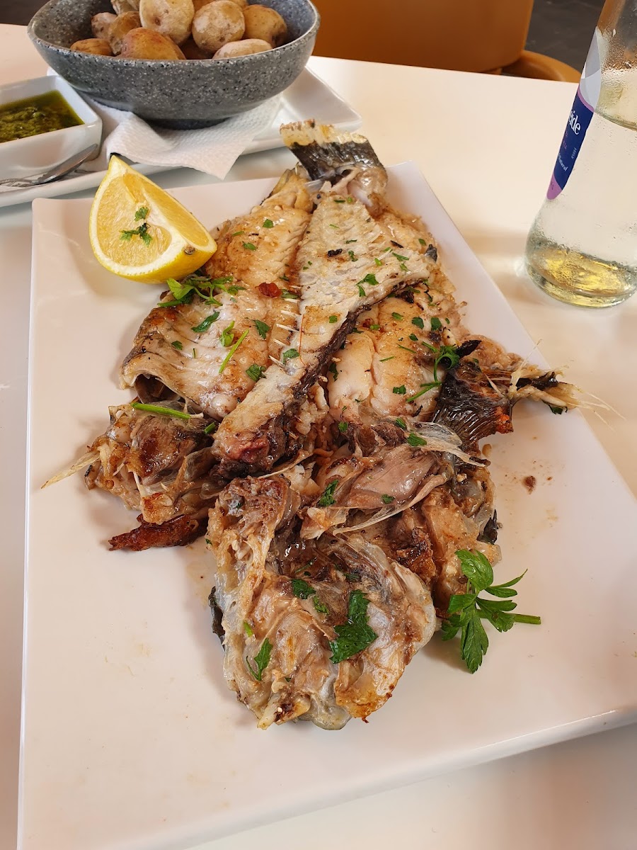 La Pescadería Street Photo 8