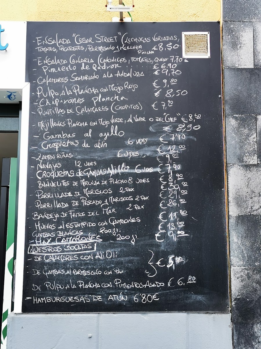 La Pescadería Street Photo Menu 5