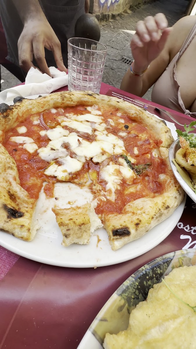 Hosteria e Pizzeria Masaniello Photo 2