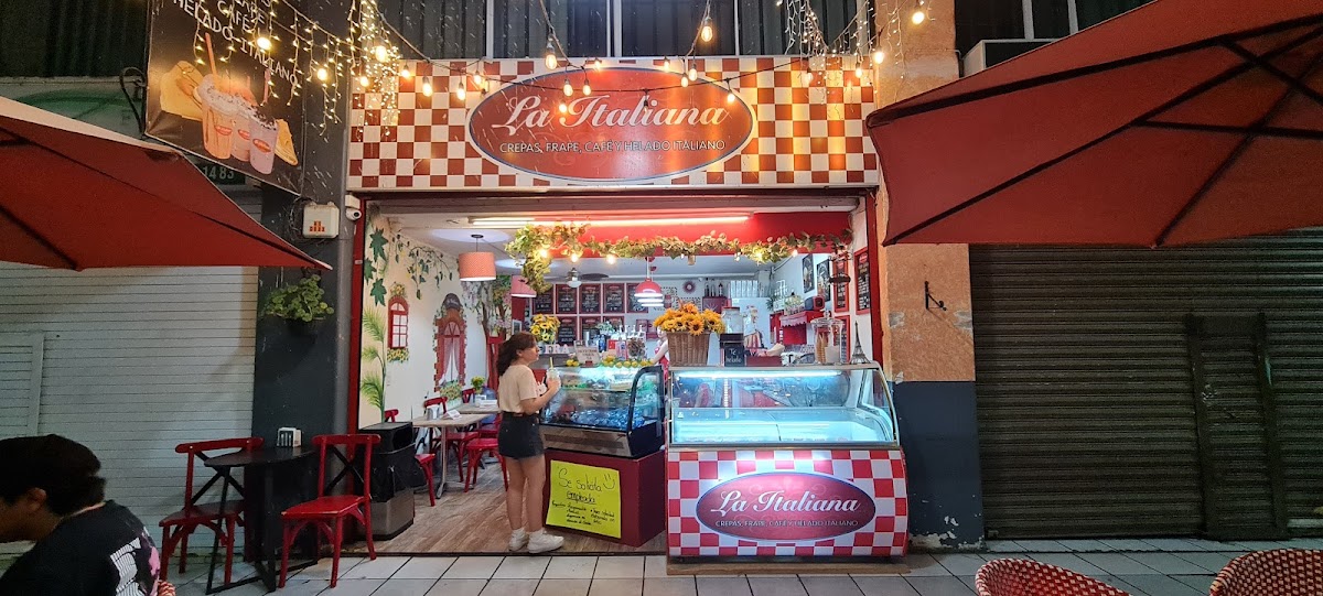 La italiana Photo 3