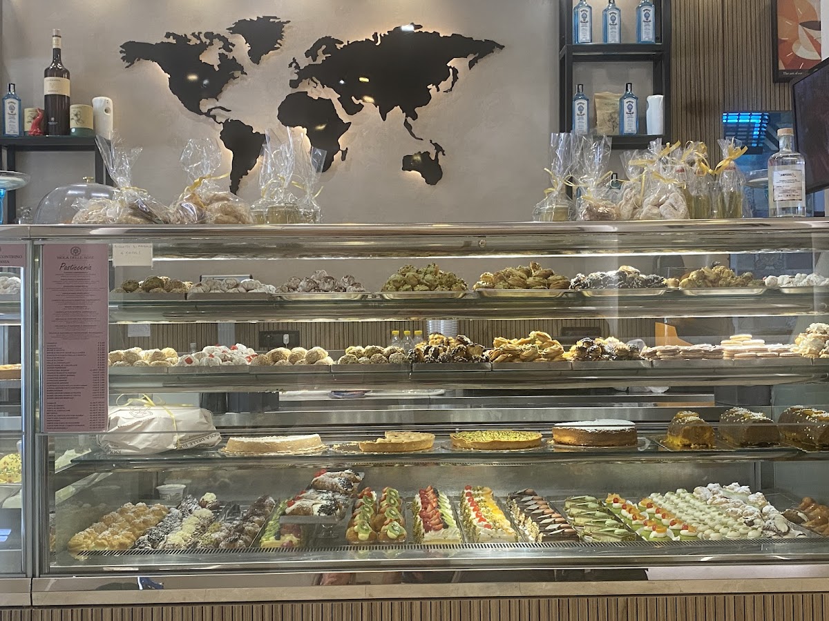 Isola delle Rose - Bar, Gelateria Photo 4