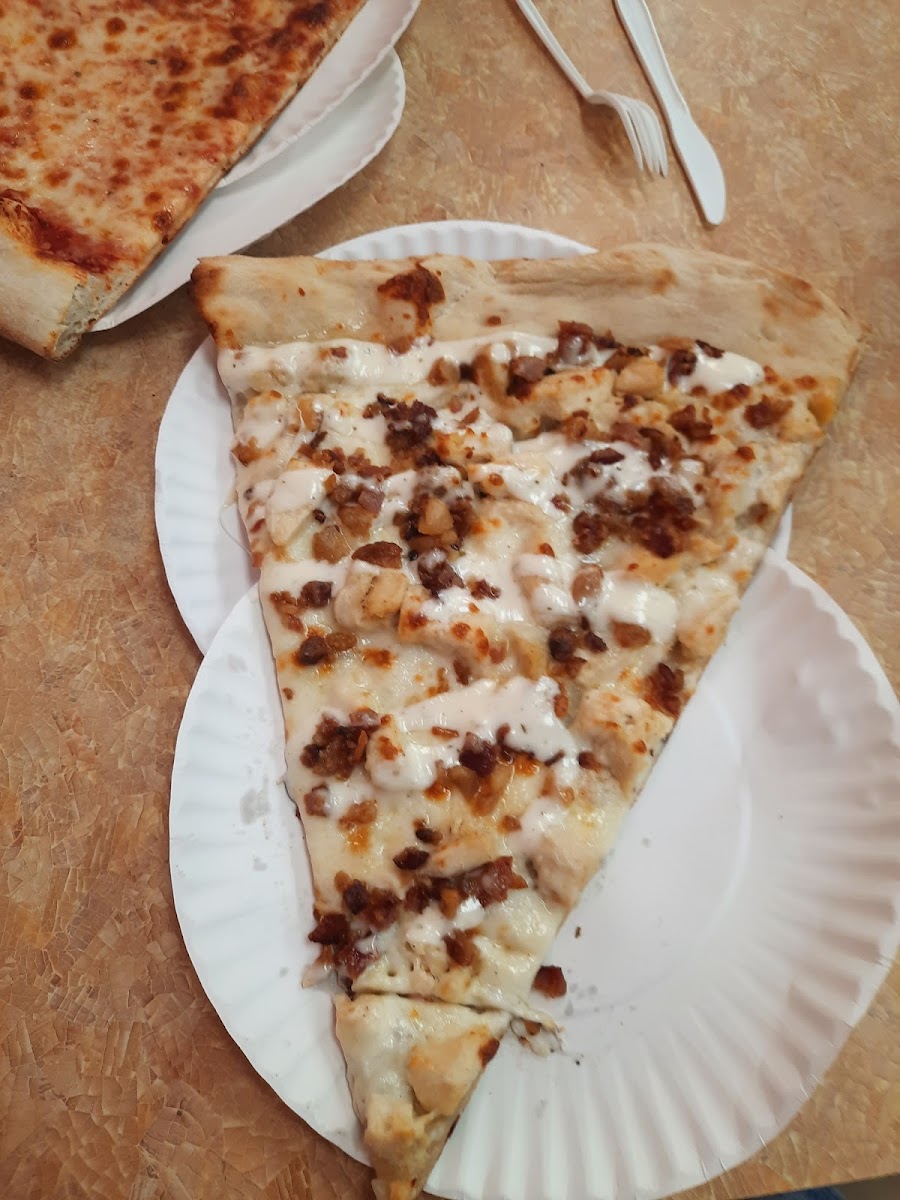 Three Brothers From Italy Pizza Photo 10