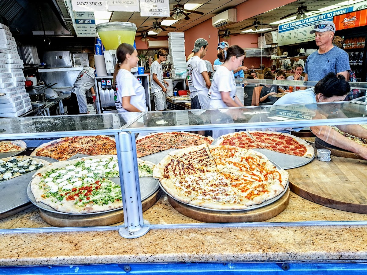Three Brothers From Italy Pizza Photo 3