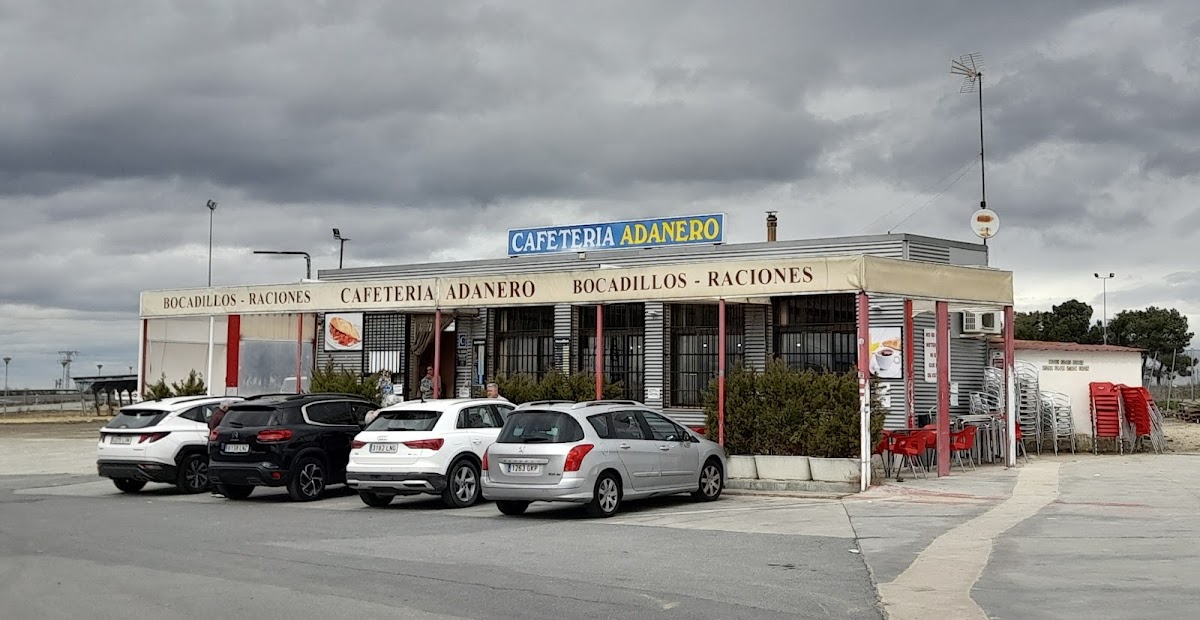 Cafetería Adanero