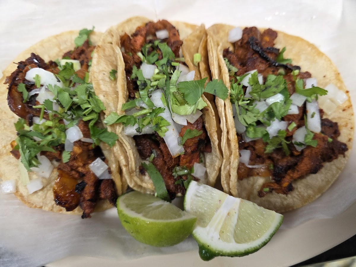 Sin Limite Taqueria Photo 3