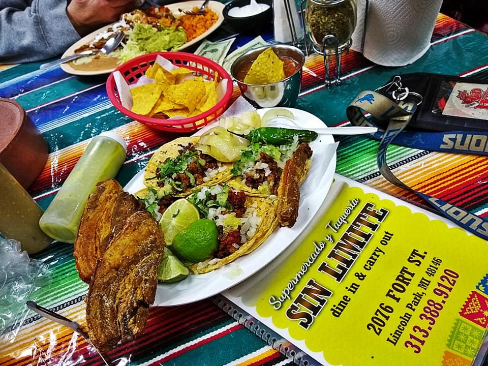 Sin Limite Taqueria Photo 8