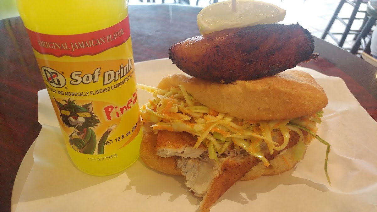 Bamboo's Jamaican Restaurant Photo 3