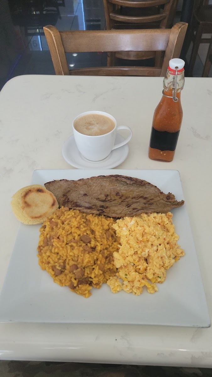 Las Delicias Colombianas Photo 9