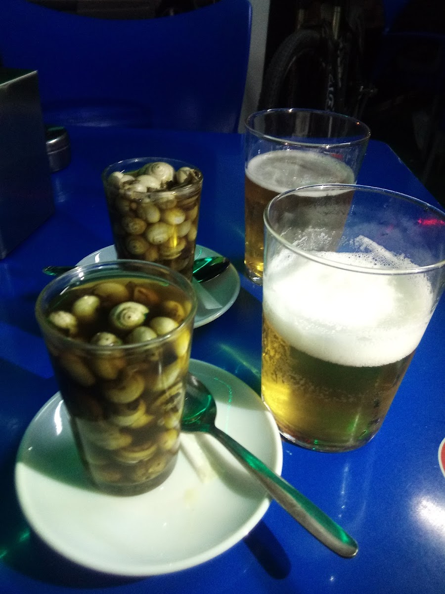 La Buena Tapa Cerveceria Photo 7