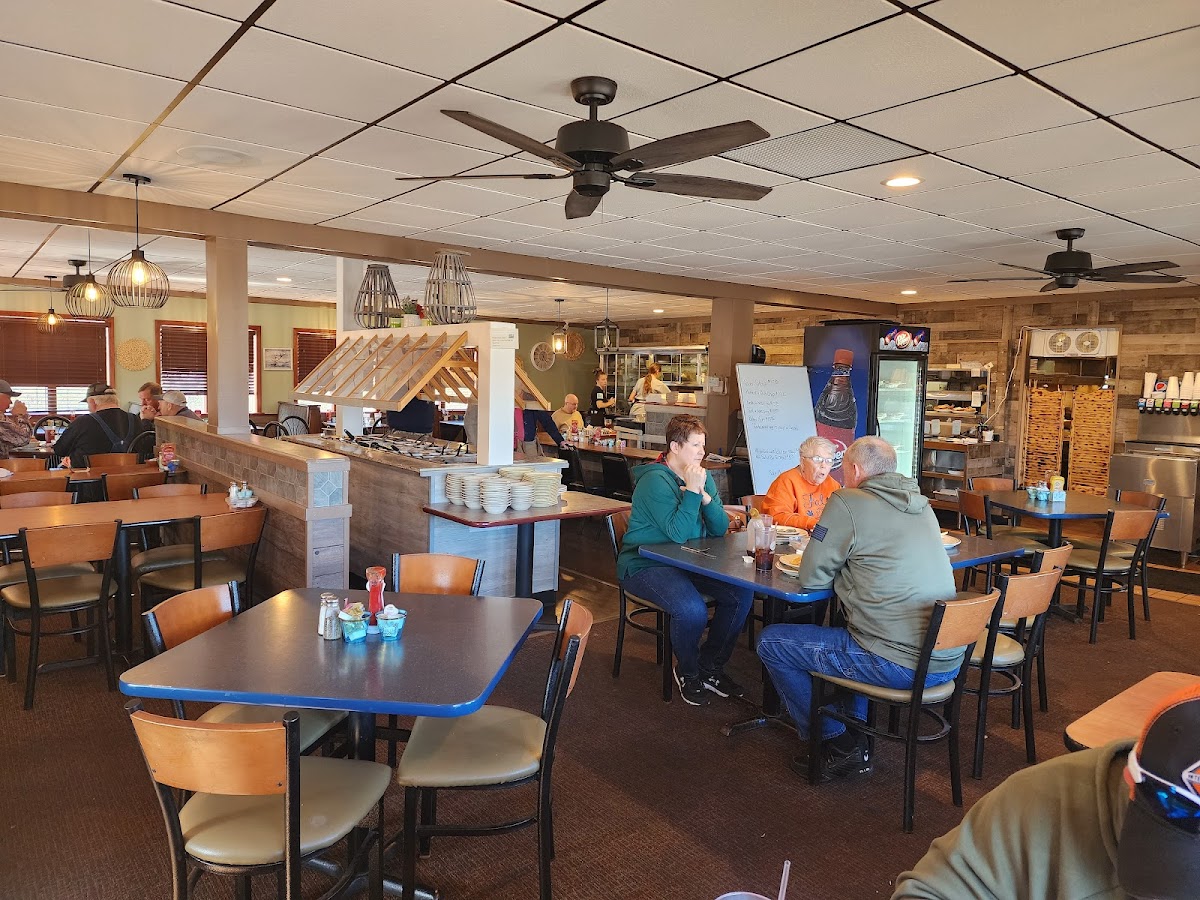Crossroads Cafe Photo 4