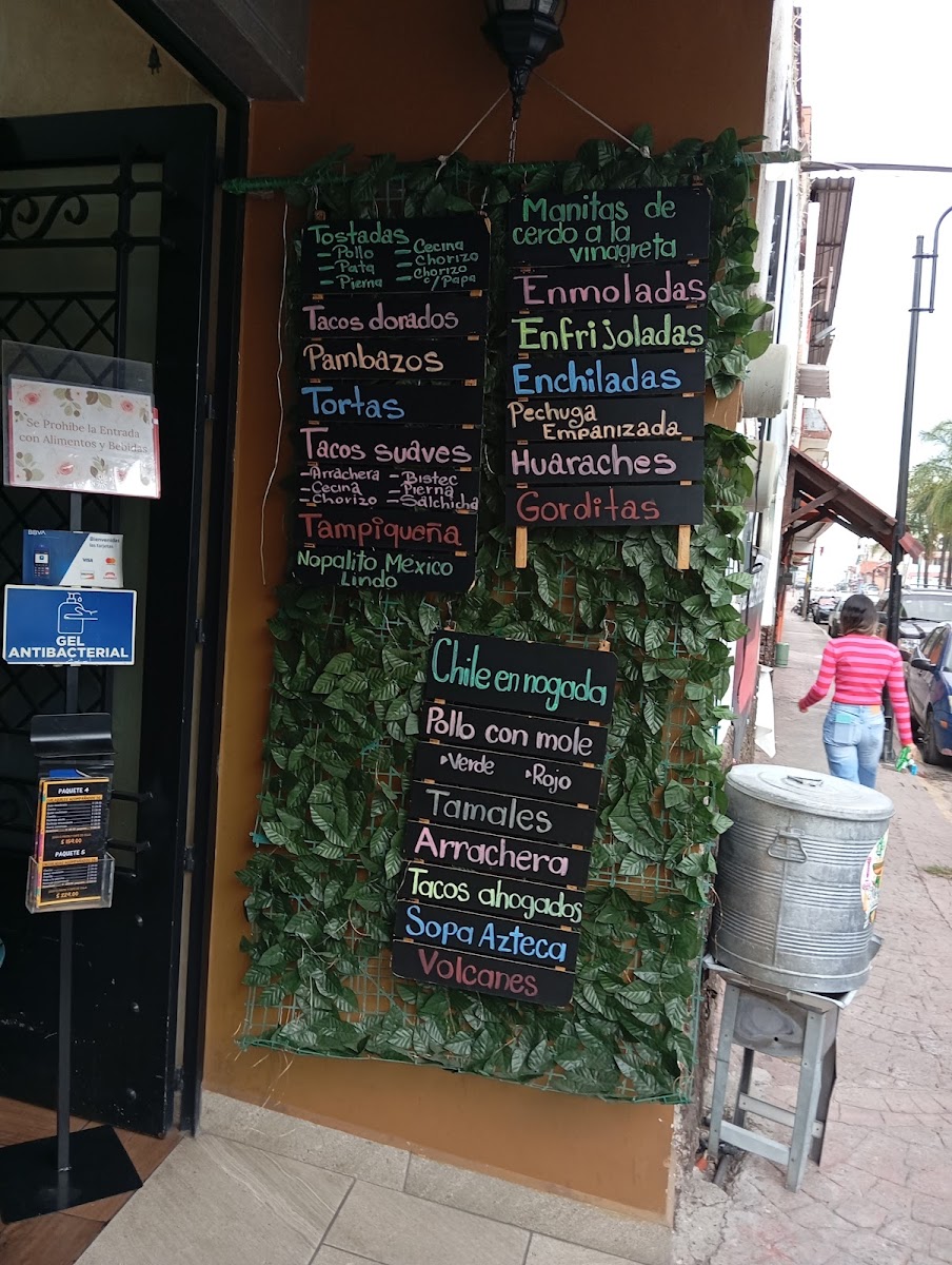 Mexico Lindo Cocina Mexicana Photo Menu 2