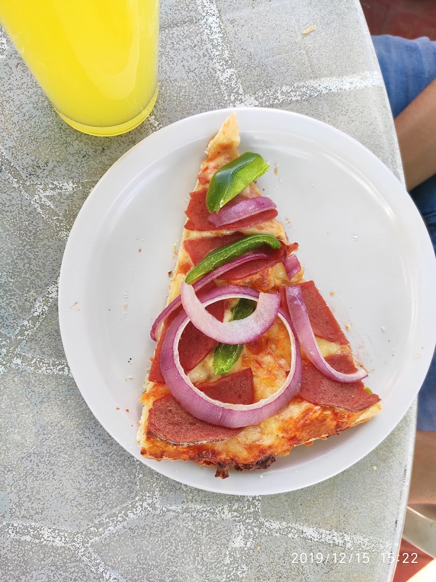 Aladino's​ Restaurante Bar Pizza Photo 7