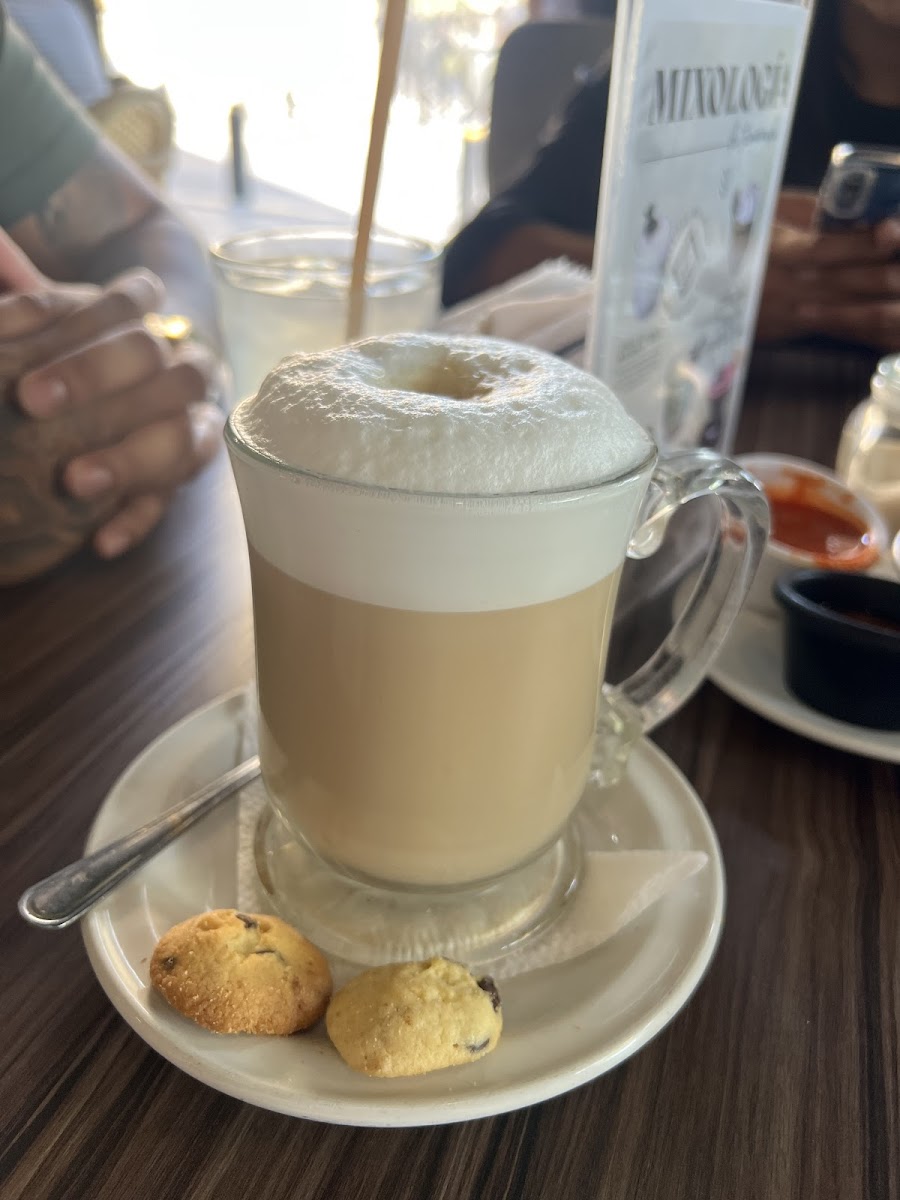 El Arte RESTAURANTE/CAFÉ Photo 5
