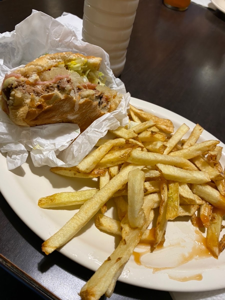 Rafas Burger Photo 10