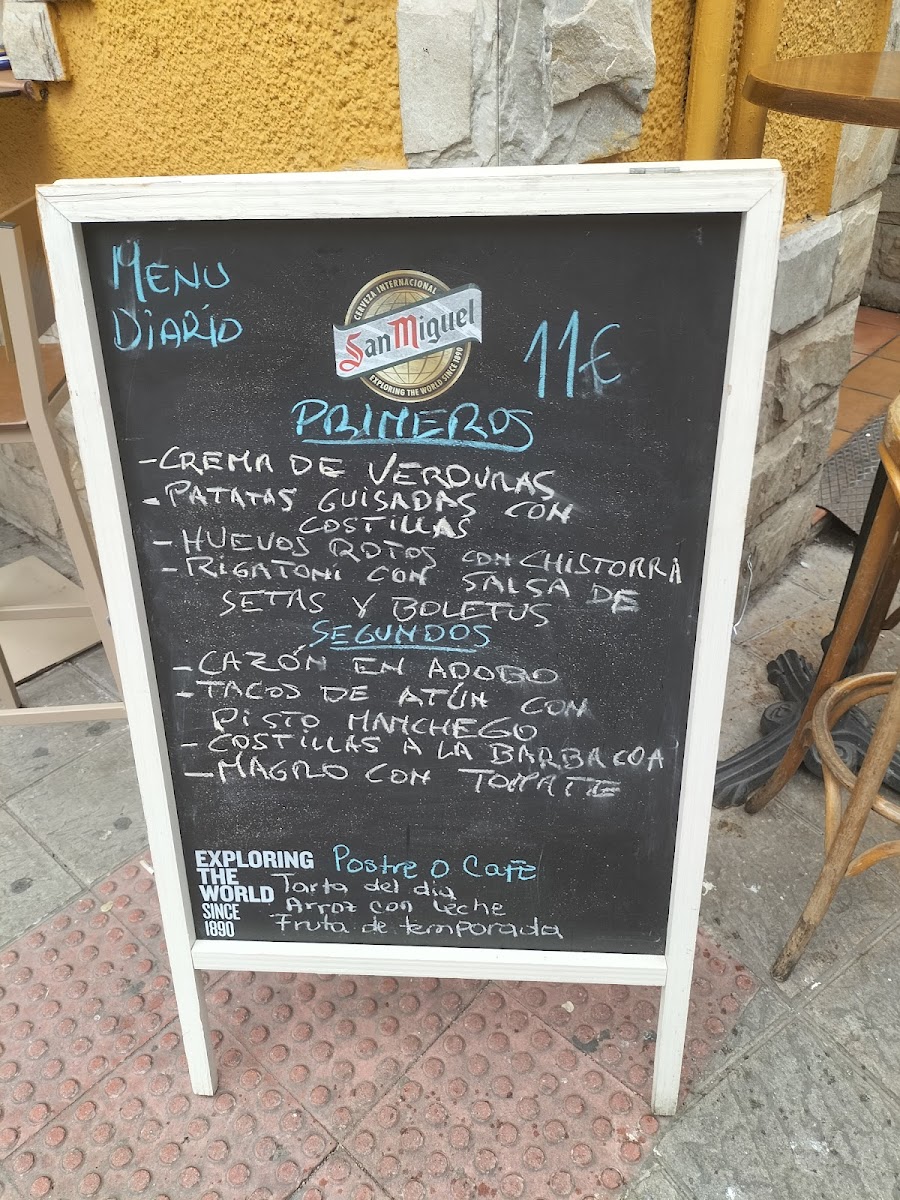 La Alcaparra Photo Menu 1