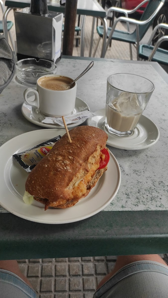 Cafetería Enol Photo 5