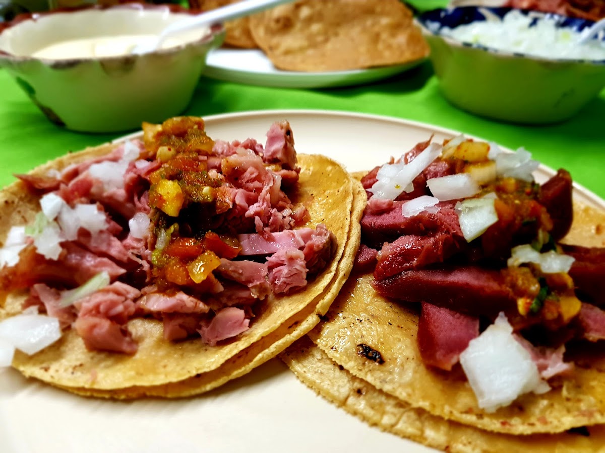 Taquería los Dos Compadres Photo 2