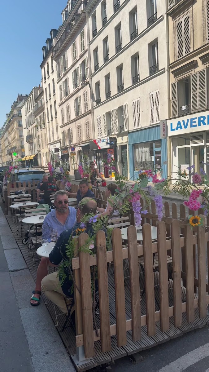 Les Puces Des Batignolles Photo 2