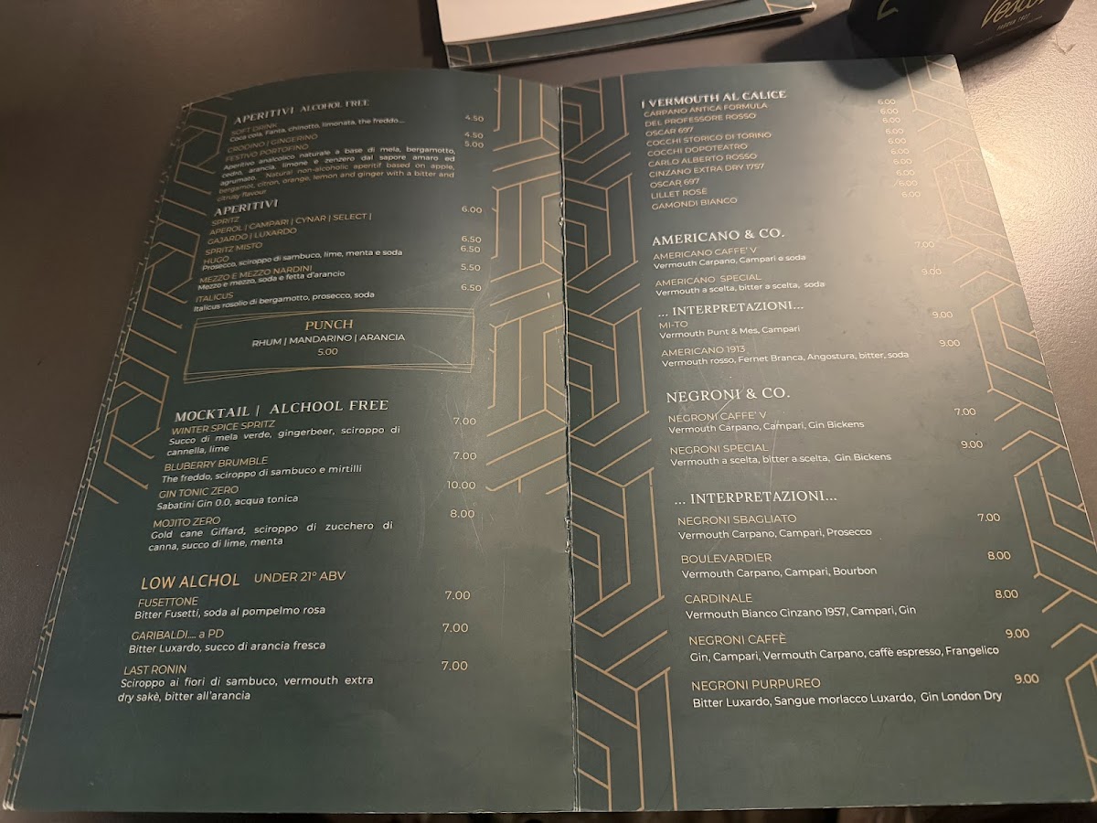 CAFFÈ V Photo Menu 8