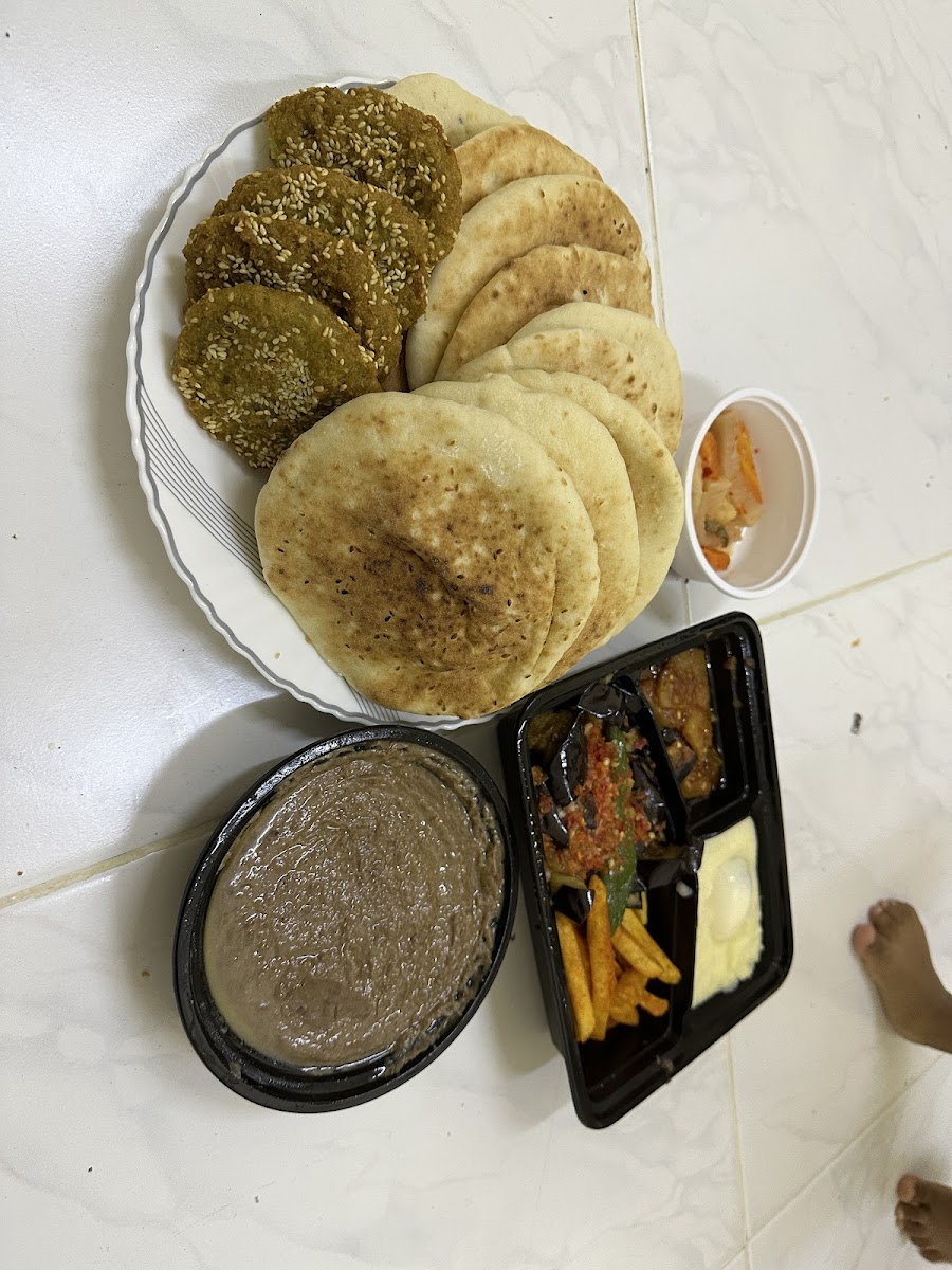 AL Shabrawy Restaurant Ajman مطعم الشبراوي عجمان Photo 8