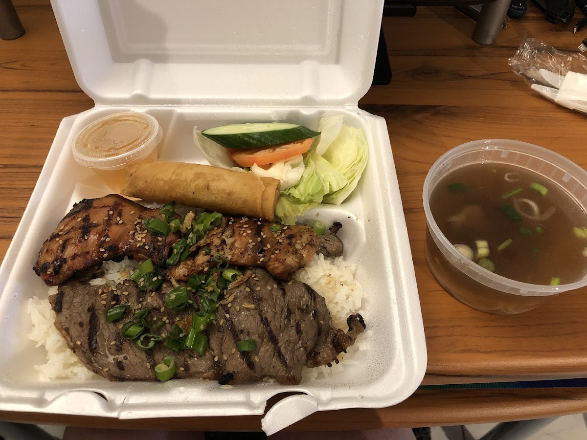 Restaurant Pho Ngon Photo 9