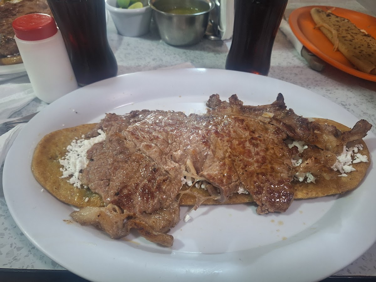 HUARACHES La Escondida Photo 4