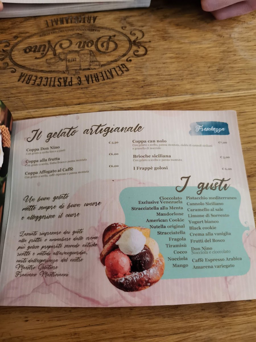 Bistrot de Paris La Femme Photo Menu 5