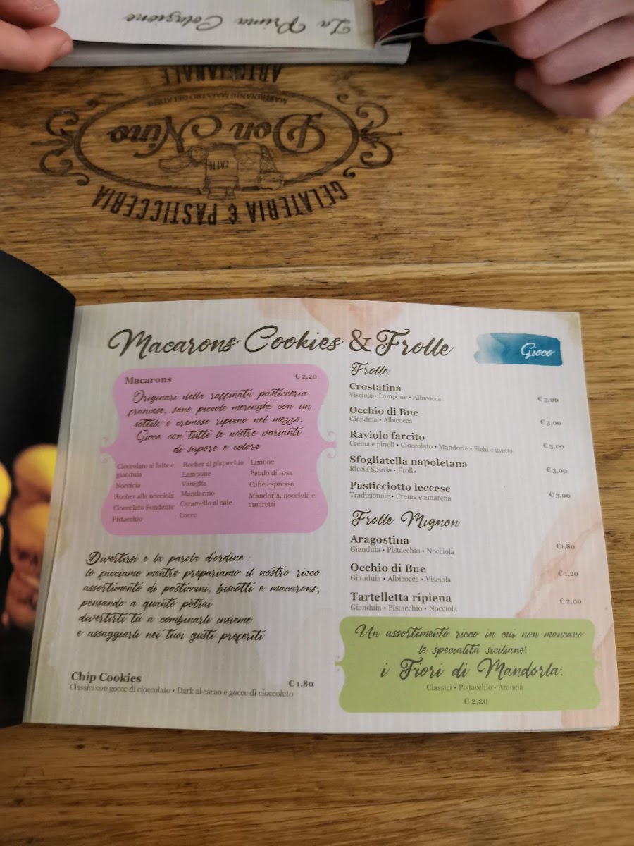 Bistrot de Paris La Femme Photo Menu 7
