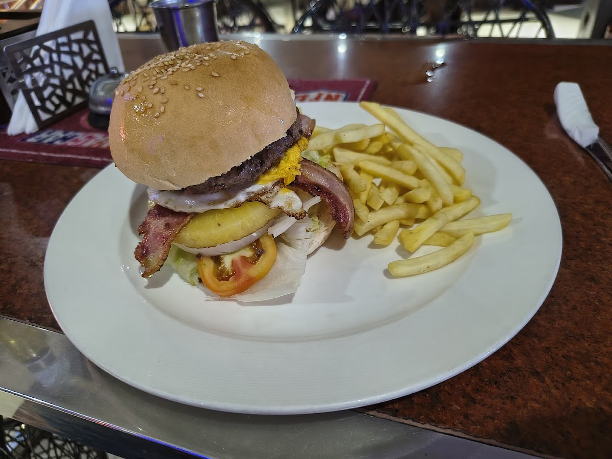 Phillies Sports Grill & Bar Photo 3