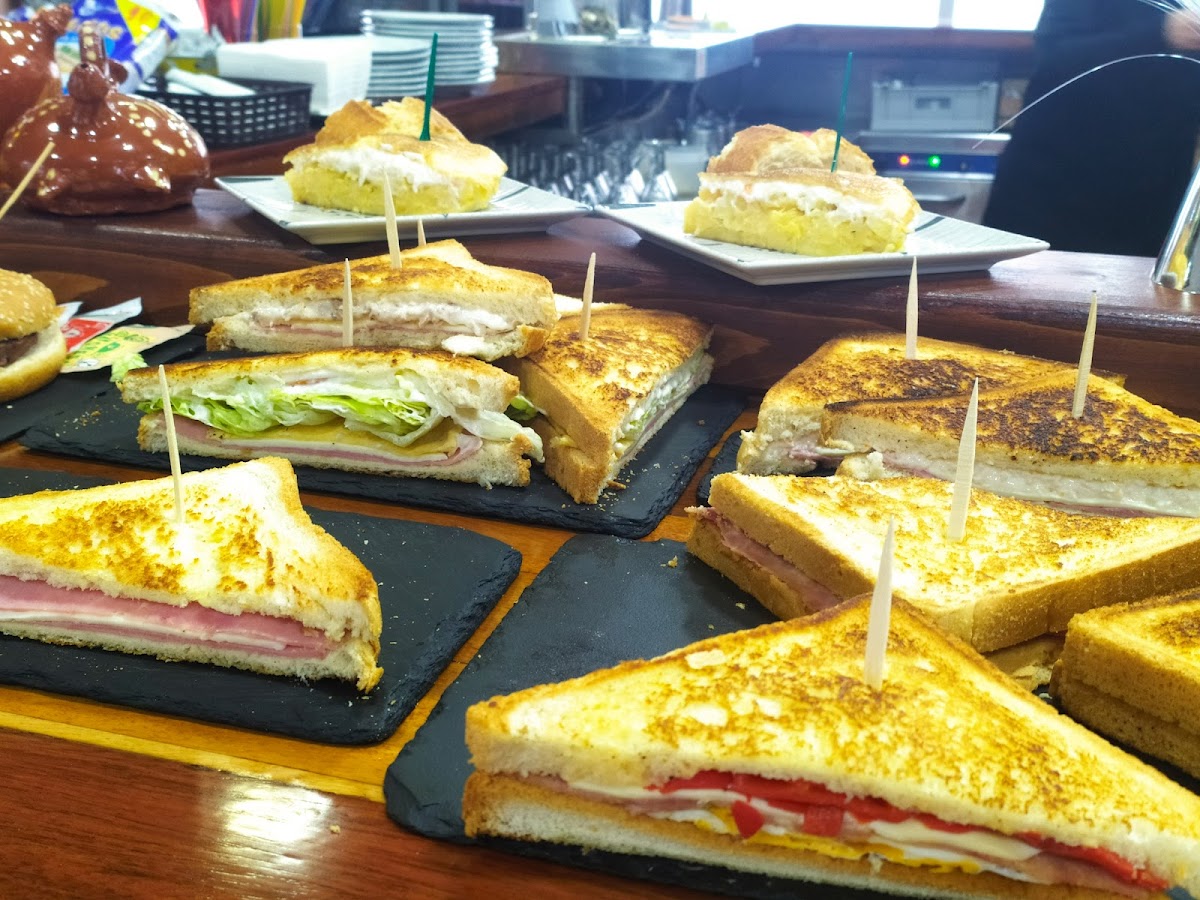 Cafe La Ria Photo 7