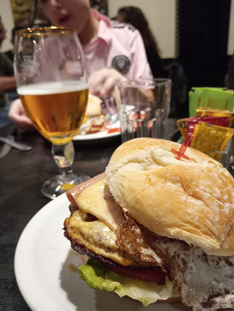 Viccenzo Resto Bar Photo 9